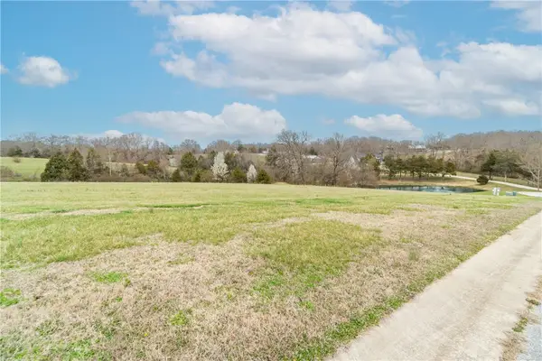 17950 Cate Farm Road, Springdale, AR 72764