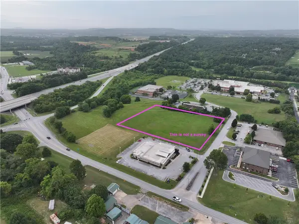 Willow Creek Drive, Johnson, AR 72762