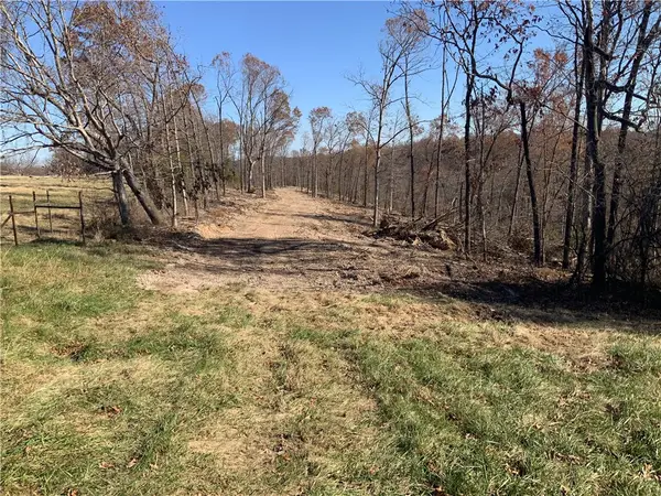1 Madison 8735, Huntsville, AR 72740