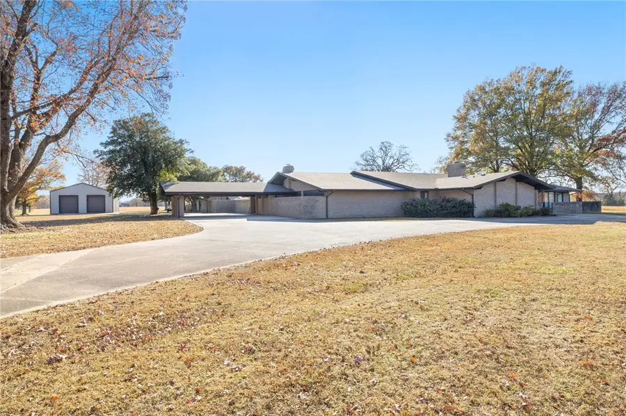 305 SW Irving Street, Gravette, AR 72736 - #3