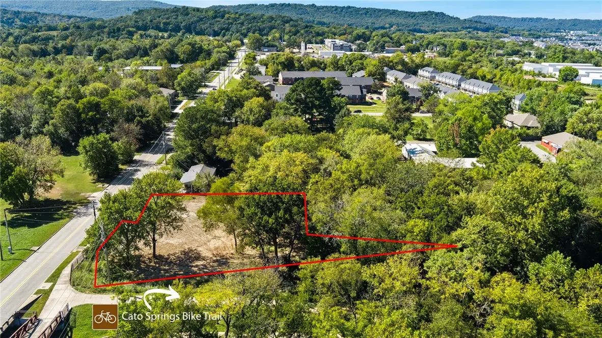 956 W Cato Springs Road, Fayetteville, AR 72701 - #1