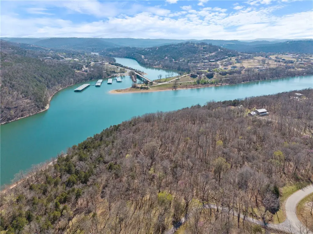 000 Oaks Landing Drive, Eureka Springs, AR 72631 - #1