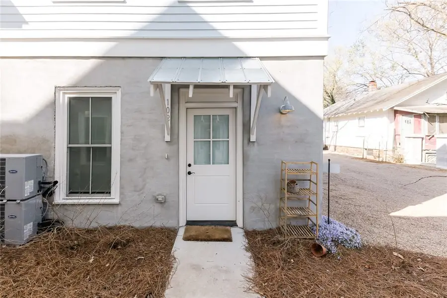 144 N Washington Avenue #102, Fayetteville, AR 72701 - #2