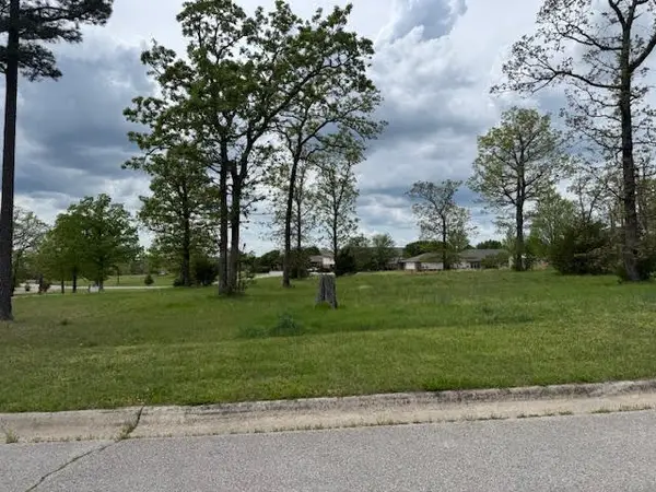 45 Park Drive, Holiday Island, AR 72631