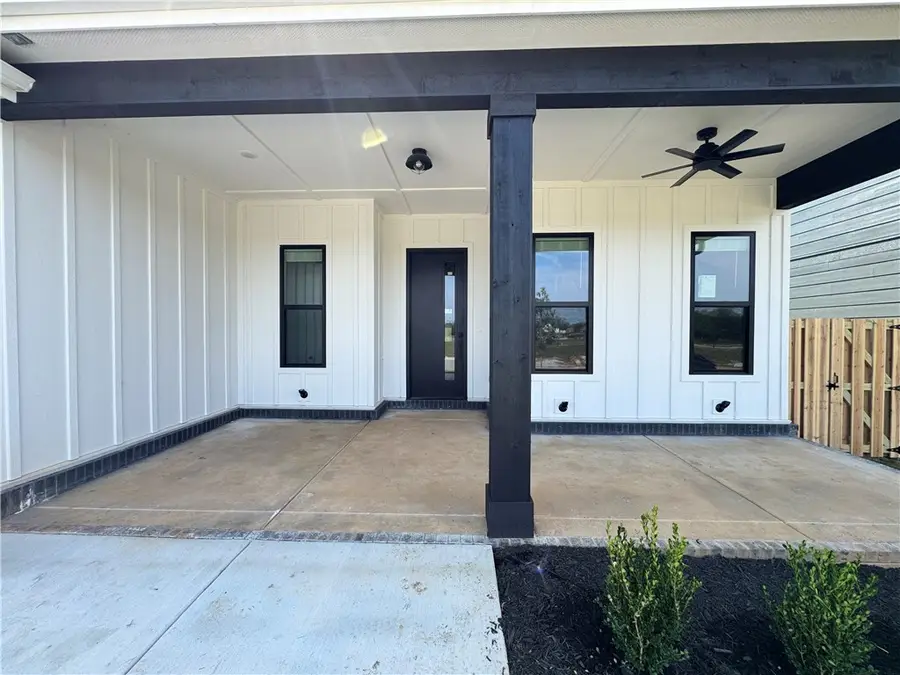 4112 Erin Drive, Rogers, AR 72758 - #2