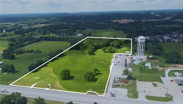 1550 W Henri De Tonti Boulevard, Springdale, AR 72762