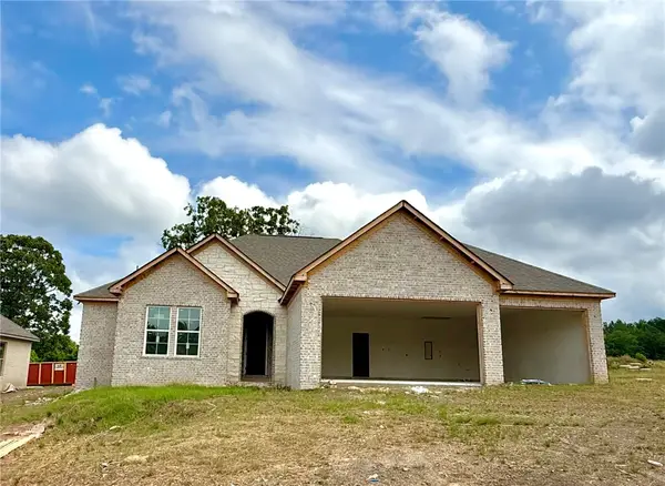 1338 Elk Horn Drive, Russellville, AR 72802