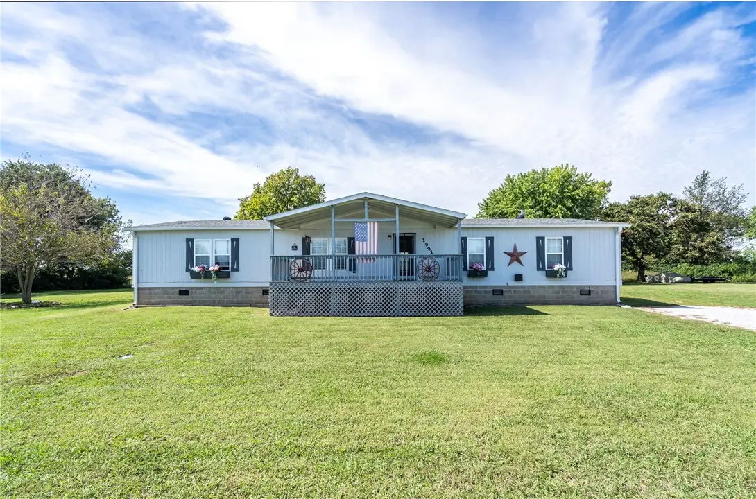 1991 Colcord Avenue, Colcord, OK 74338 - #1