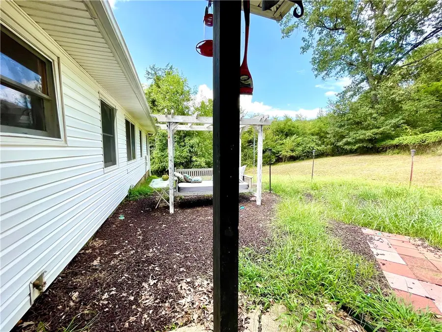 601 Parrott Drive, Huntsville, AR 72740 - #3