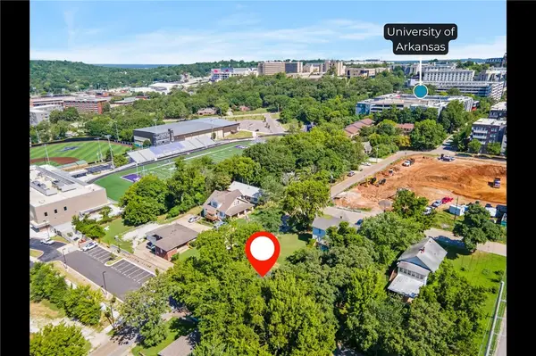 104 S Duncan Avenue, Fayetteville, AR 72701