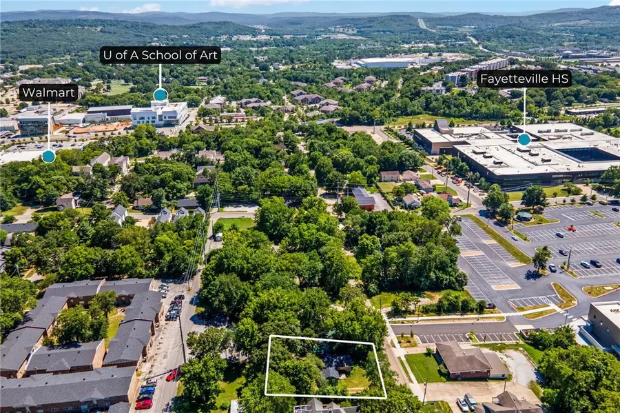 104 S Duncan Avenue, Fayetteville, AR 72701 - #2