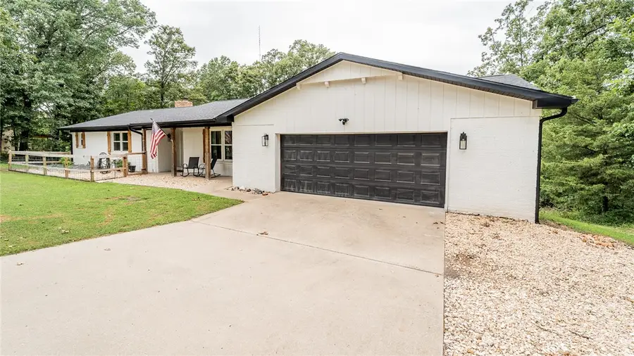 735 Brush Creek Road, Tontitown, AR 72762 - #3