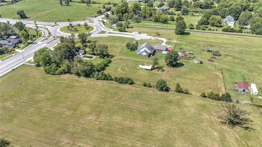5516 Elm Springs Road, Springdale, AR 72762 - #3