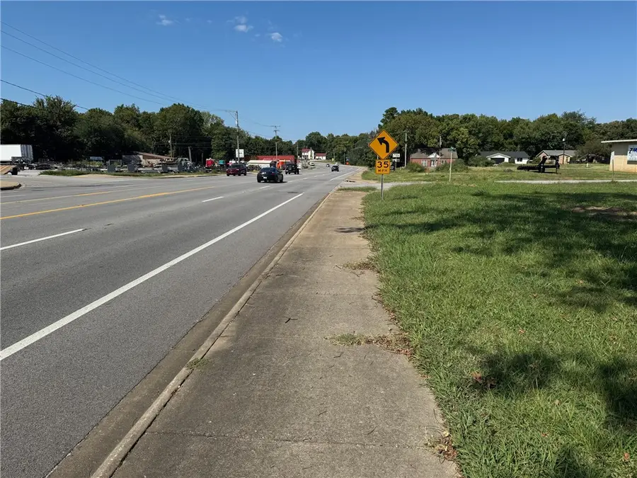 114 W Main Street, Farmington, AR 72730 - #2