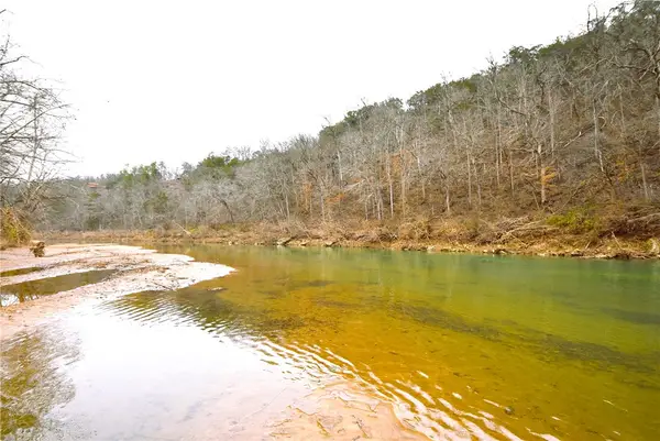100 River Run Road, Eureka Springs, AR 72632