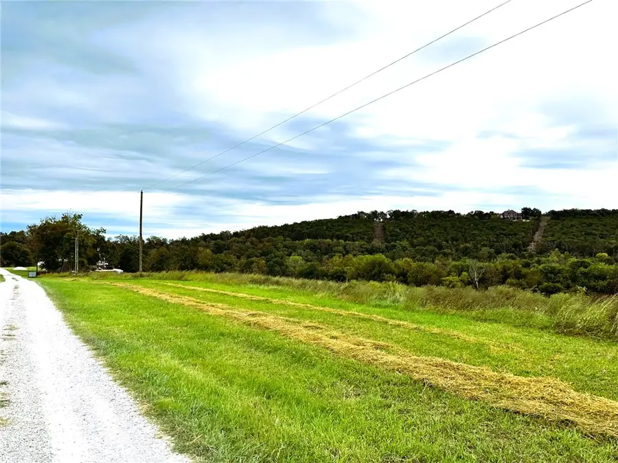 100 River Run Road, Eureka Springs, AR 72632 - #3
