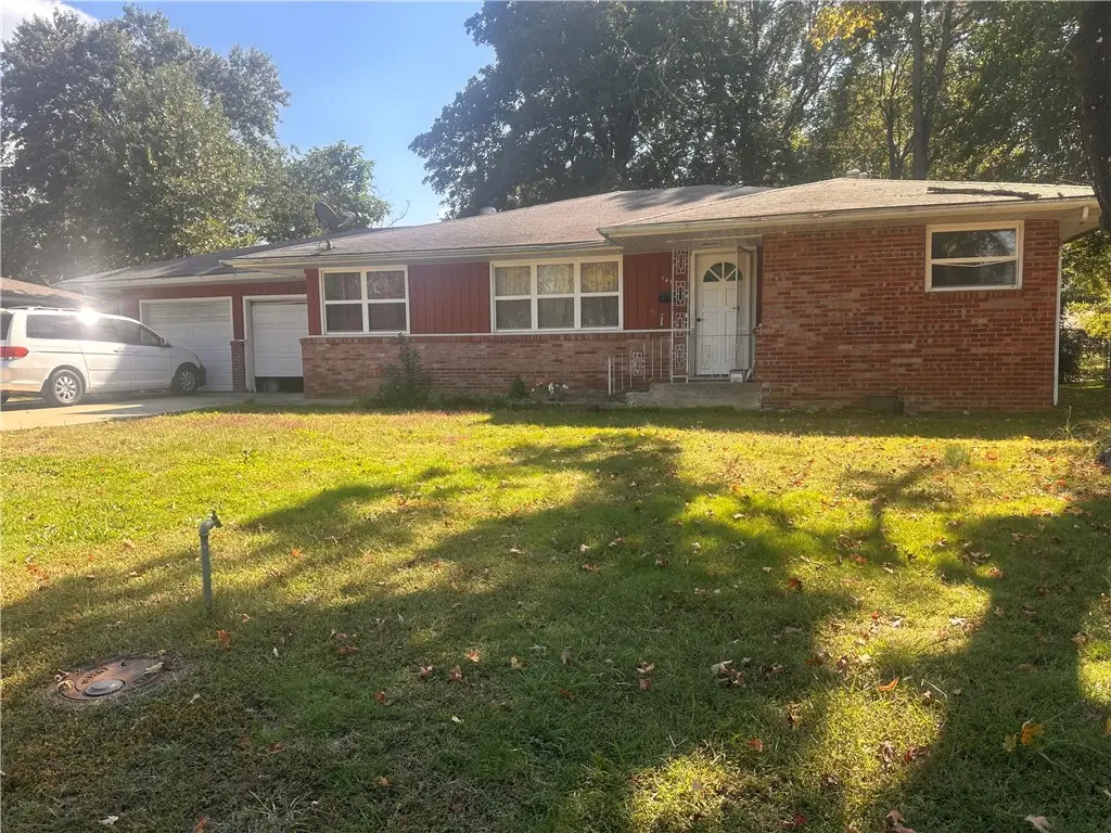 1407 Davis Avenue, Springdale, AR 72764 - #1