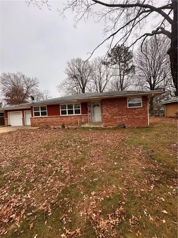 1407 Davis Avenue, Springdale, AR 72764 - #2
