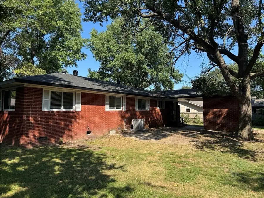 713 Maple Drive, Springdale, AR 72764 - #3