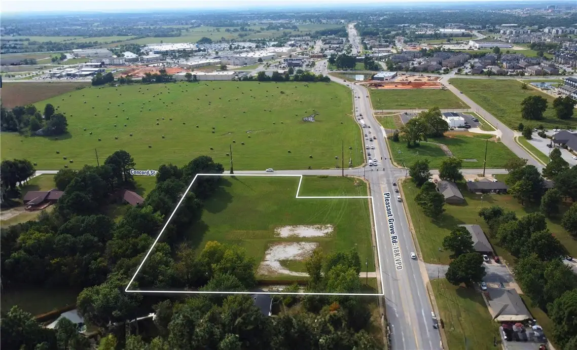 1566 Pleasant Grove Road, Lowell, AR 72745 - #1