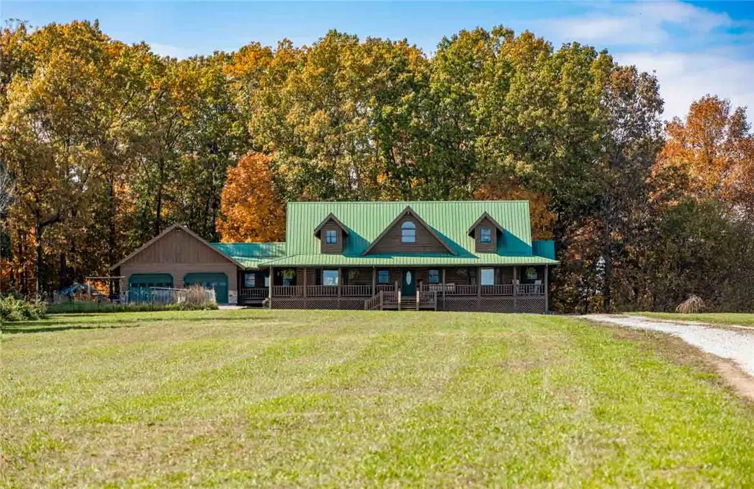 13915 Farm Road 1115, Cassville, MO 65625 - #1