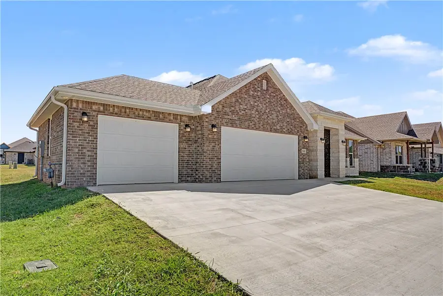 2240 Harvest Falls Lane, Farmington, AR 72730 - #3