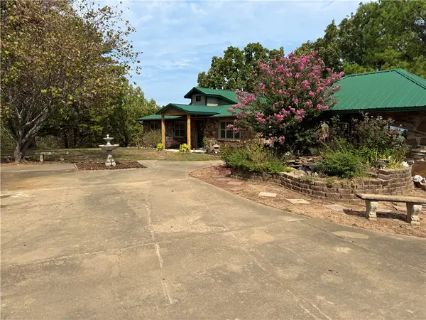 9417 Puddin Ridge Road, Ozark, AR 72949