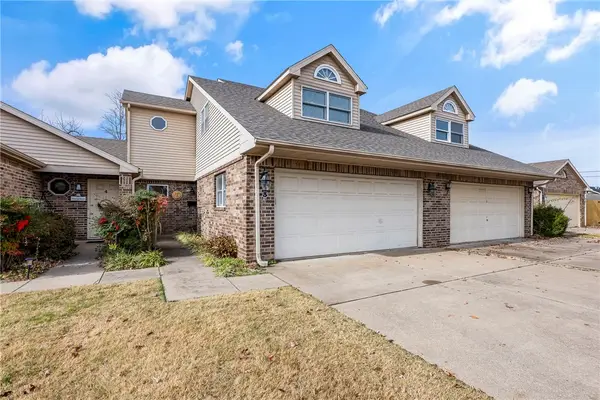 1020 W Cypress Street #3, Rogers, AR 72756
