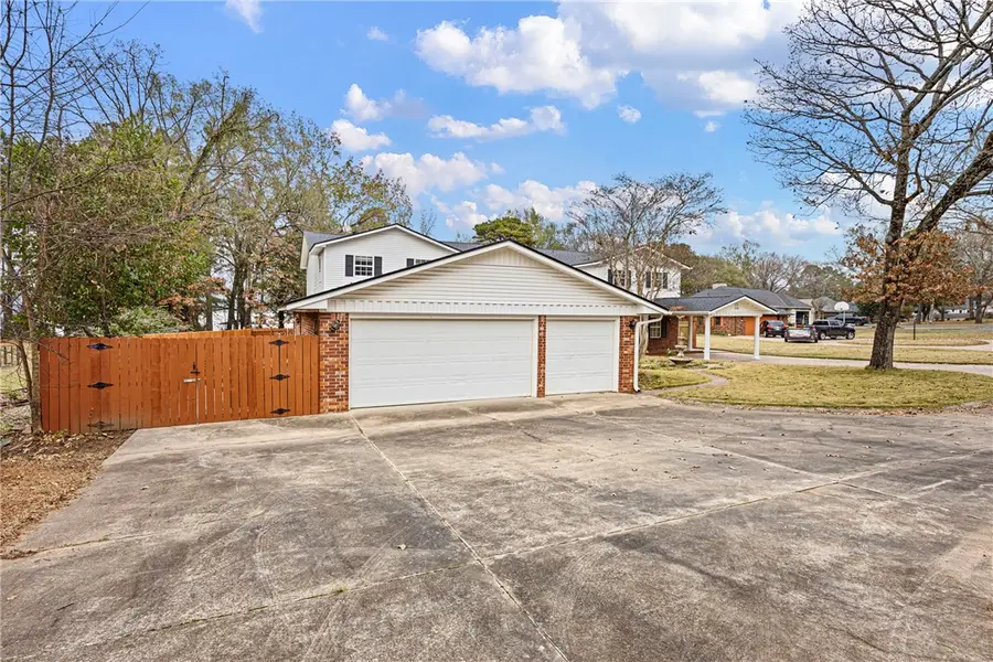 106 Walrock Shores, Russellville, AR 72802 - #3