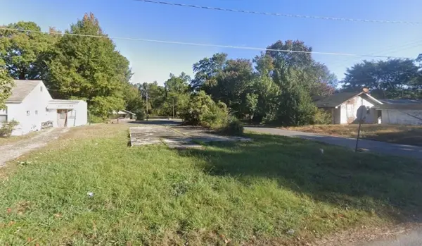 2001 W 16th Avenue, Pine Bluff, AR 71603