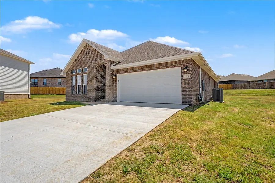 2510 Goldspur Court, Centerton, AR 72712 - #3