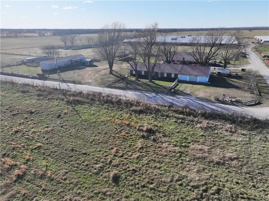 11285 Tucker Road, Gravette, AR 72736 - #2