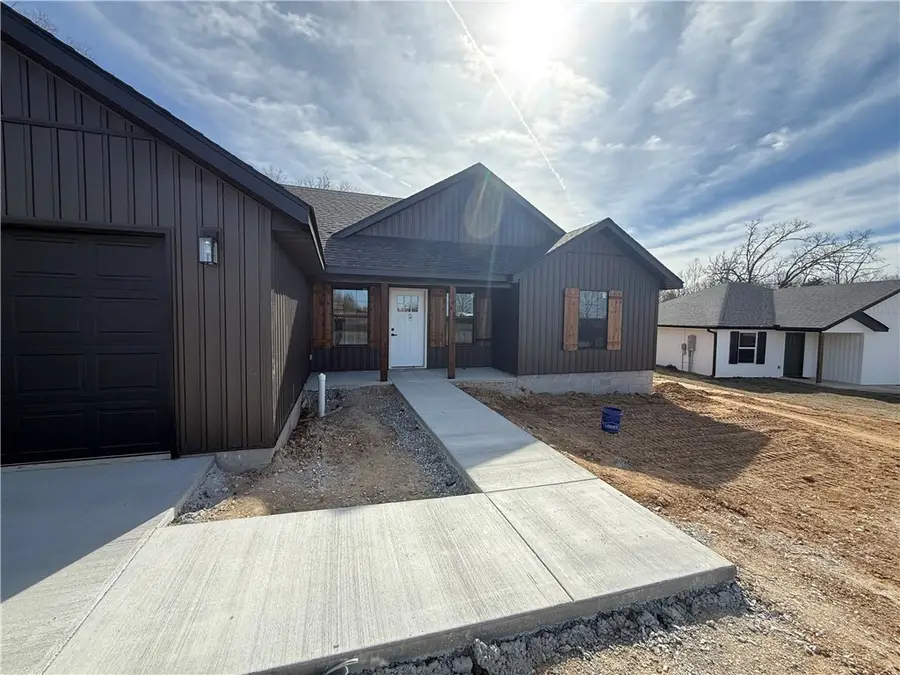 140 Mae, Huntsville, AR 72740 - #3