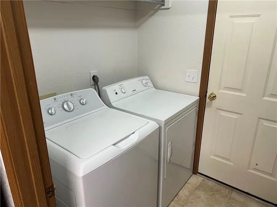 1009/1011 NW 12th Street, Bentonville, AR 72712 - #3