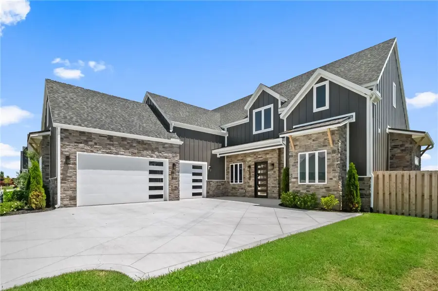 891 Greenhorn Street, Bentonville, AR 72712 - #2