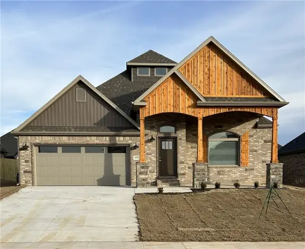 1070 Flat Rock Street, Bentonville, AR 72713