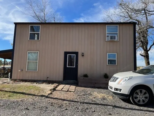 1035 E 1st Avenue, Gentry, AR 72734 - #2