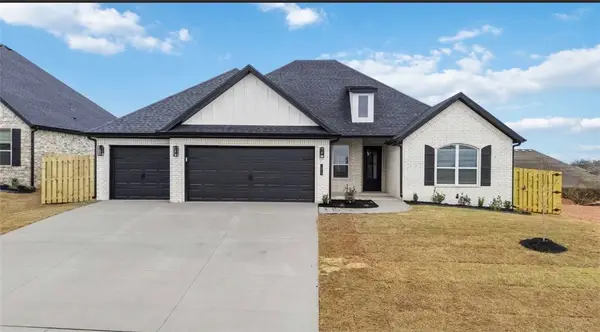 1512 Lookout Lane, Cave Springs, AR 72718