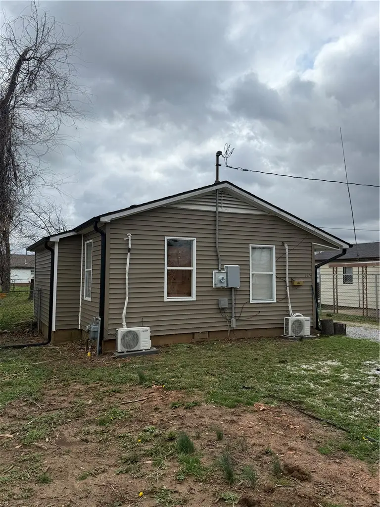 926 Maple Street, Rogers, AR 72756 - #1
