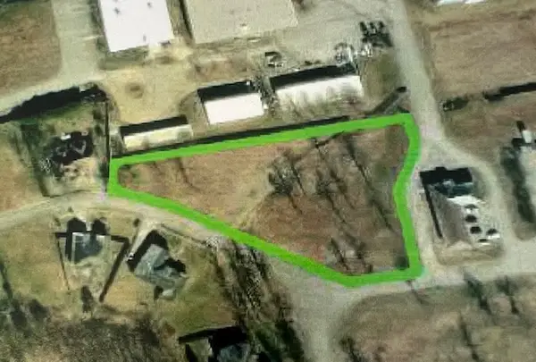 1 Bluff Lane, Holiday Island, AR 72631