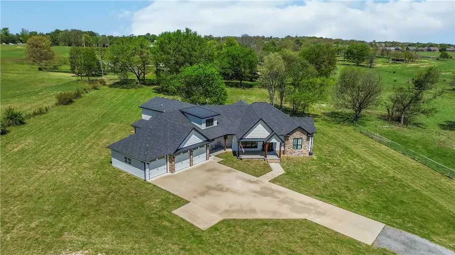 11191 Pickett Ridge Road, Prairie Grove, AR 72753 - #3