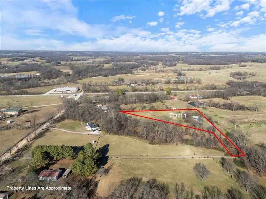 12246 S Pleasant Valley Road, Gentry, AR 72734 - #3