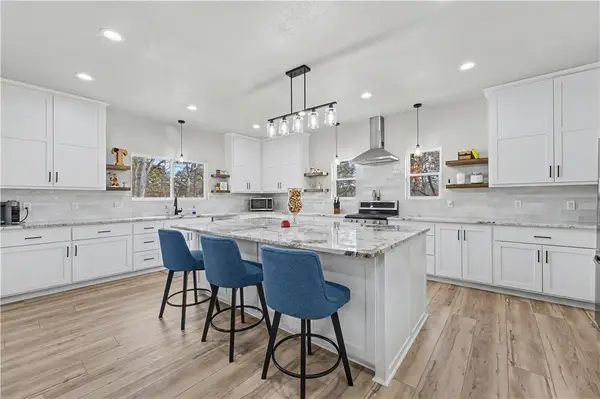 3 S Kinver Lane, Bella Vista, AR 72714