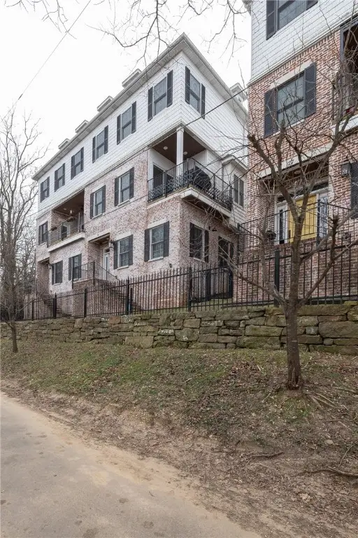 17 W Louise Street, Fayetteville, AR 72701 - #1