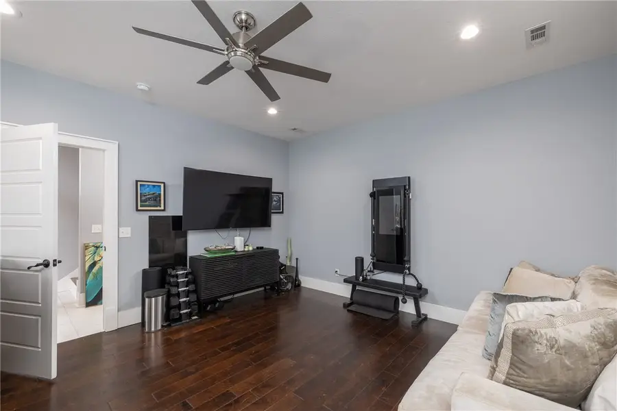 17 W Louise Street, Fayetteville, AR 72701 - #3