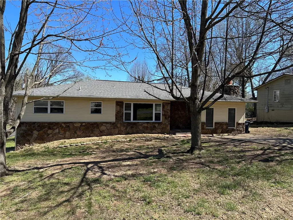 601 Tamarind Street, Harrison, AR 72601 - #1