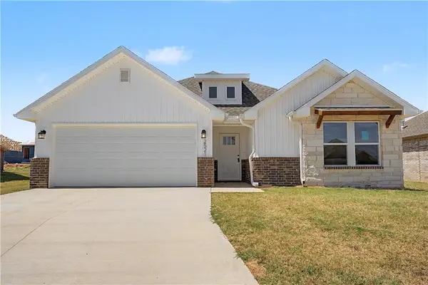 2521 Quince Court, Centerton, AR 72712