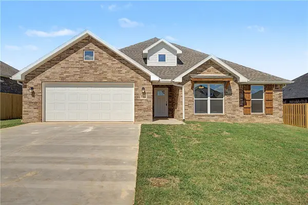 5026 Elk Valley Avenue, Springdale, AR 72762
