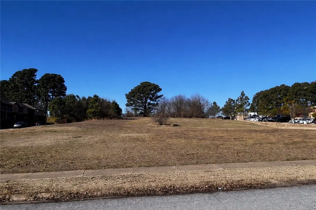 2631 N Gregg Avenue, Fayetteville, AR 72703 - #1