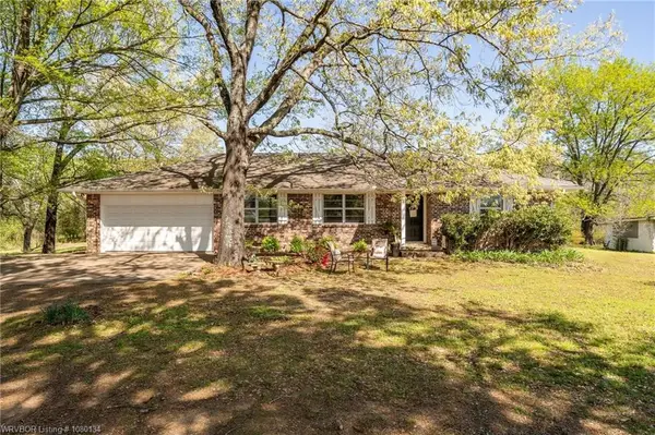3032 King Drive, Mulberry, AR 72947